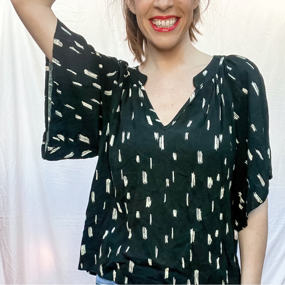 Carly Jean LA Black and Tan blouse